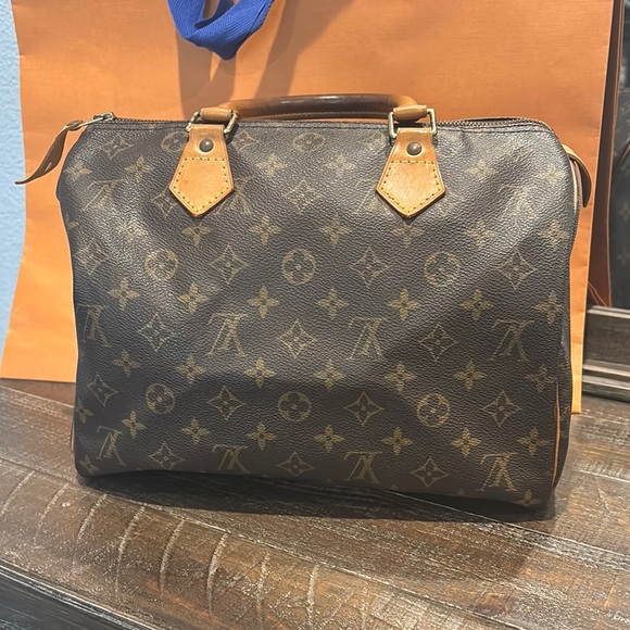 Sold - Picture 4 of 17